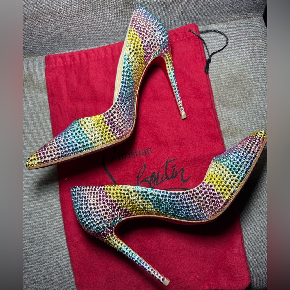 RARE Christian Louboutin strass embellished pointed toe pump